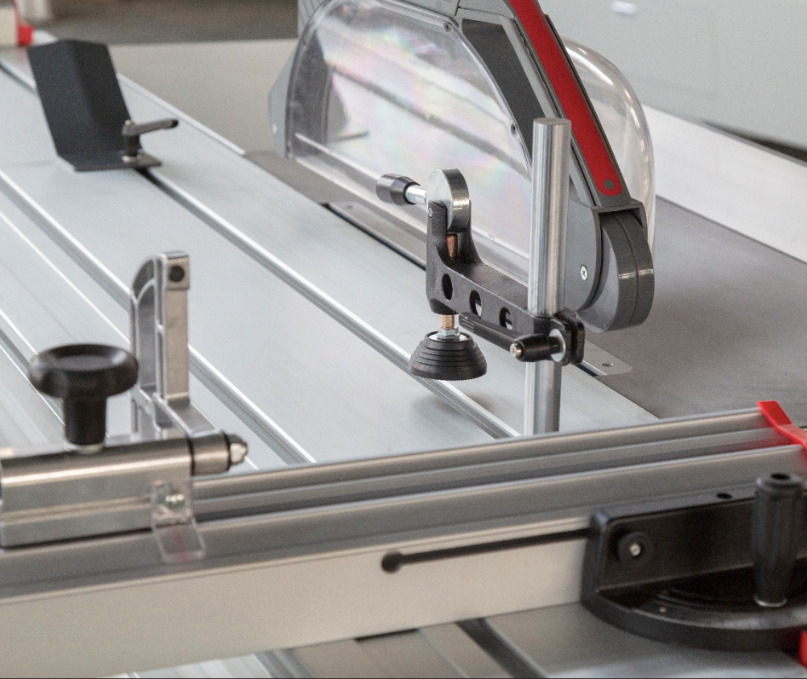 Professional 10-Inch Table Saw 1800W Horizontal Wood Cutting Machine